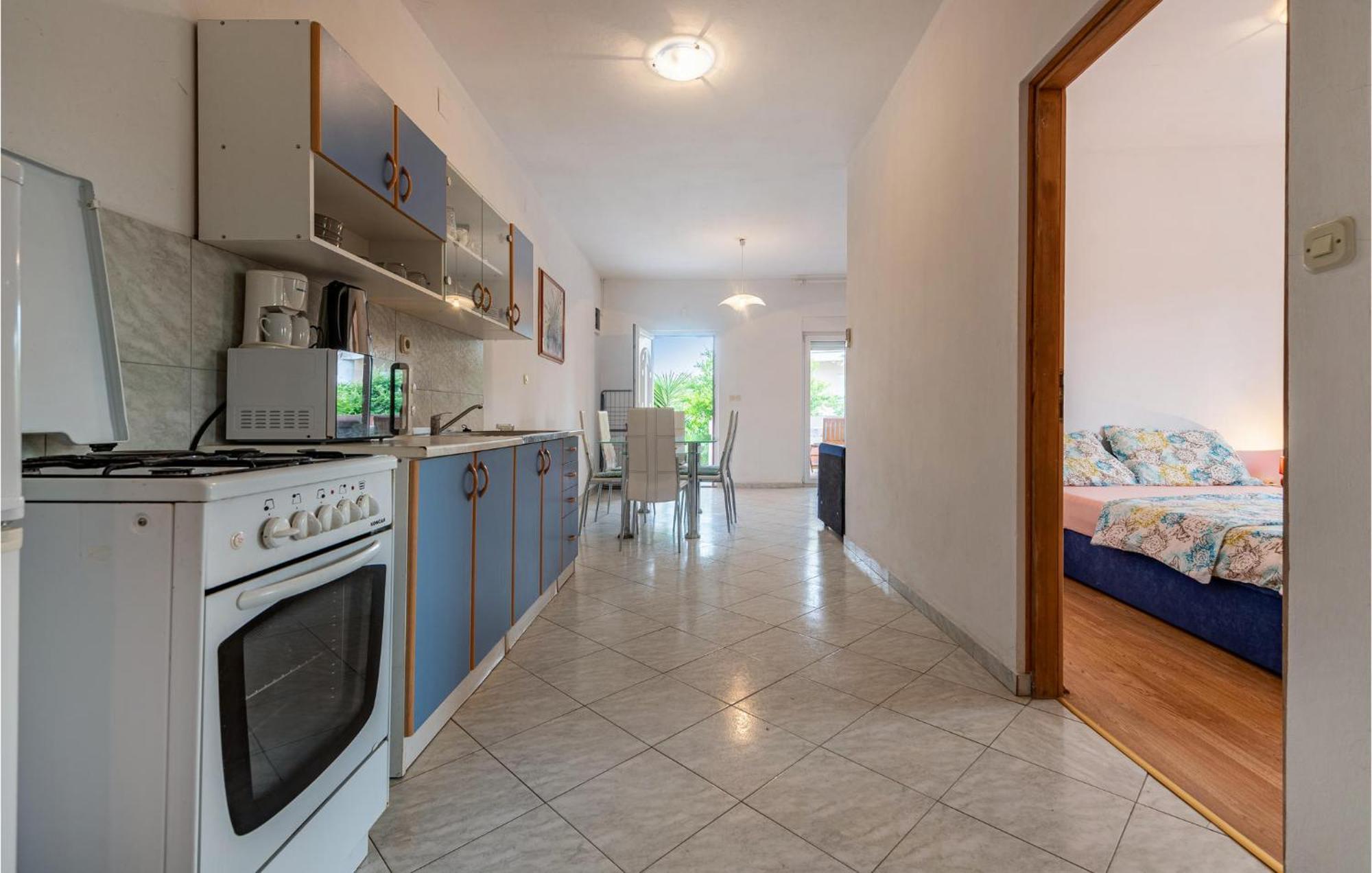 Lovely Apartment In Vir With Kitchen Экстерьер фото