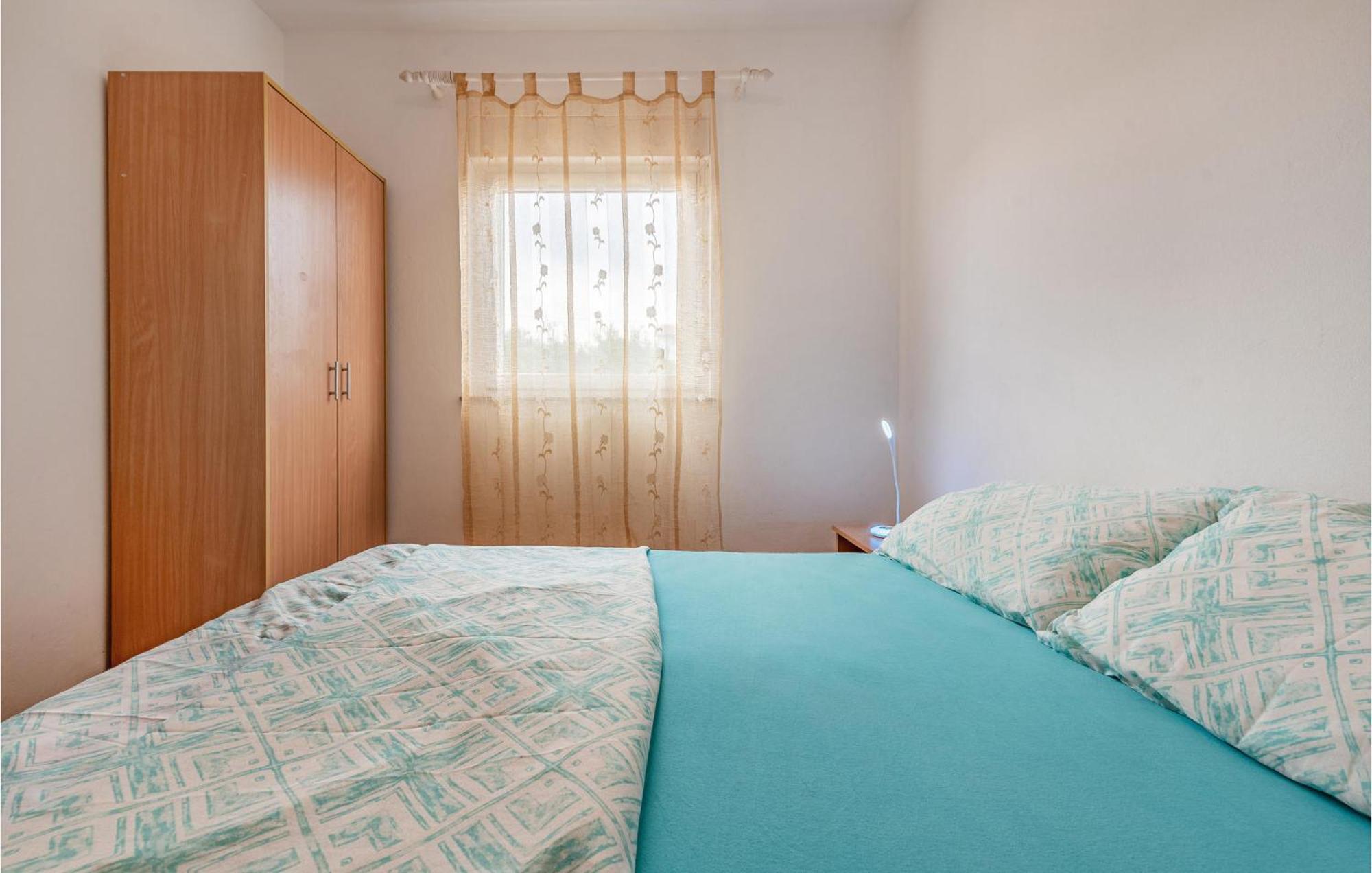 Lovely Apartment In Vir With Kitchen Экстерьер фото